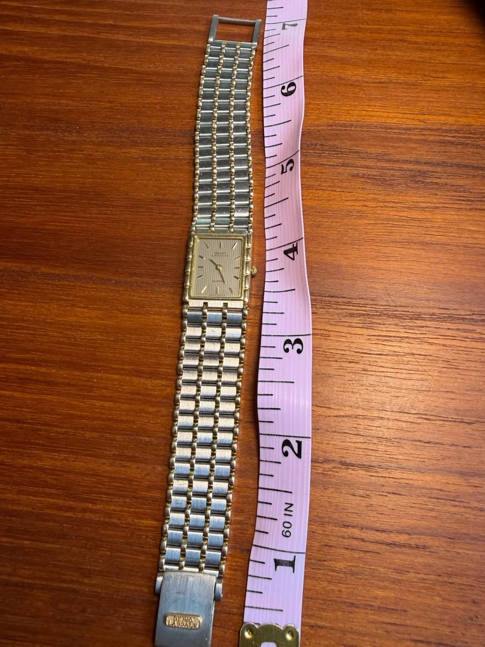 Vintage Seiko LaSalle 8420-6509 14K Gold Bezel Two Tone Quartz Watch